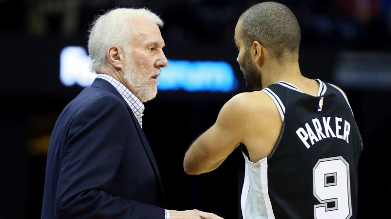 Gregs Popovičs un Tonijs Pārkers
Foto: USA Today Sports