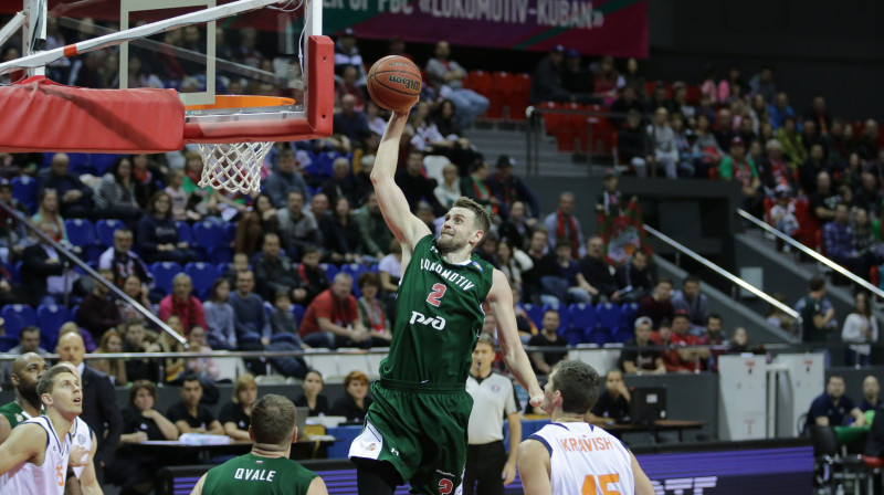 Krasnodaras "Lokomotiv-Kuban" pret Minskas "Tsmoki"
Foto: lokobasket.com