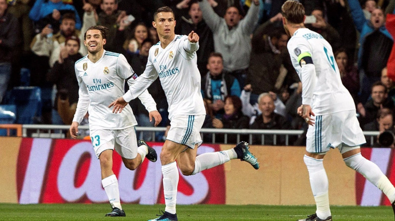 Krištianu Ronaldu (vidū) atzīmē vārtu guvumu ar partneriem
Foto: EPA/Scanpix