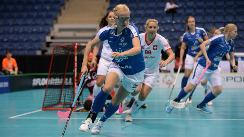 Somietes tikušas līdz izšķirošajai cīņai un gatavas beidzot gāzt Zviedriju no troņa
Foto: IFF Floorball