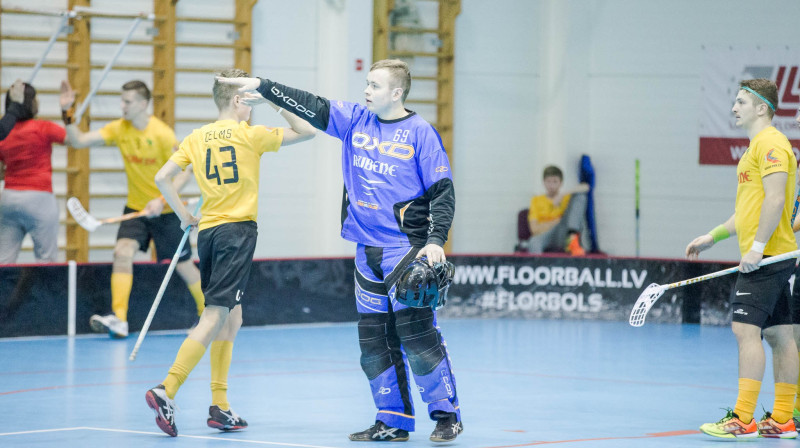 "Rubenes" vārtsargs Roberts Trepšs. Foto: Raivo Sarelainens, floorball.lv