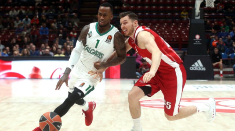 Dī Bosts pret Dairi Bertānu
Foto: EPA/Scanpix