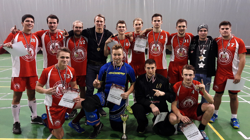 Fundação CASA - Jovens do CASA Maestro Carlos Gomes conhecem o Floorball  - Invictus Floorball Campinas