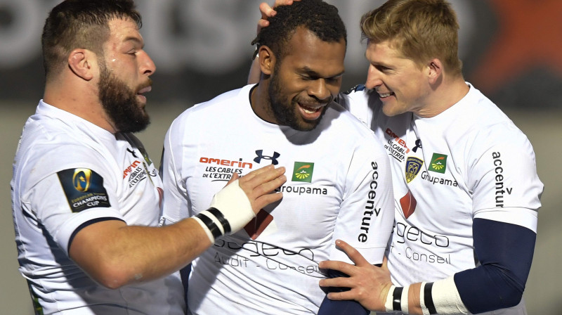 Alvereti Raka saņem komandas biedru apsveikumus.
Foto: AFP/Scanpix