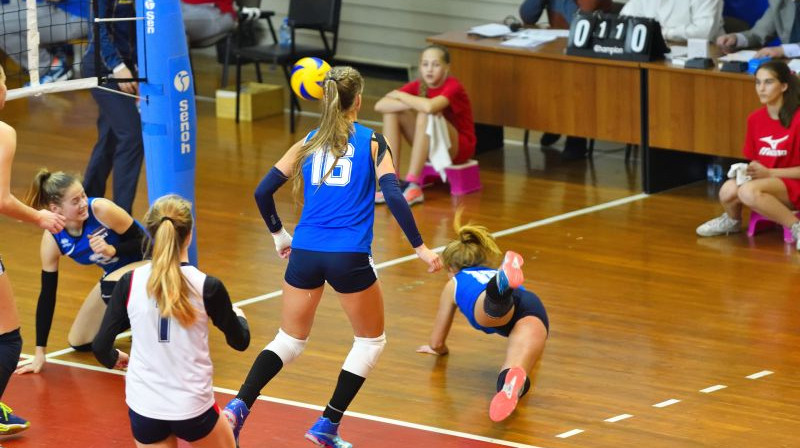 Latvietes aizsardzībā
Foto: http://www.eevza.eu