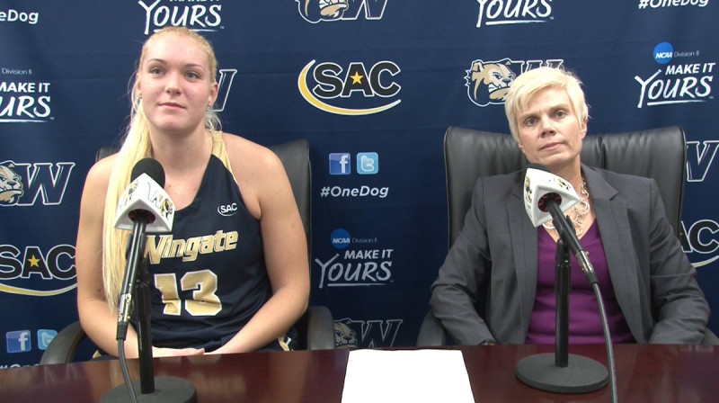 Marta Miščenko un "Wingate" trenere Enna Henkoka (Ann Hancock)
Foto: Wingate