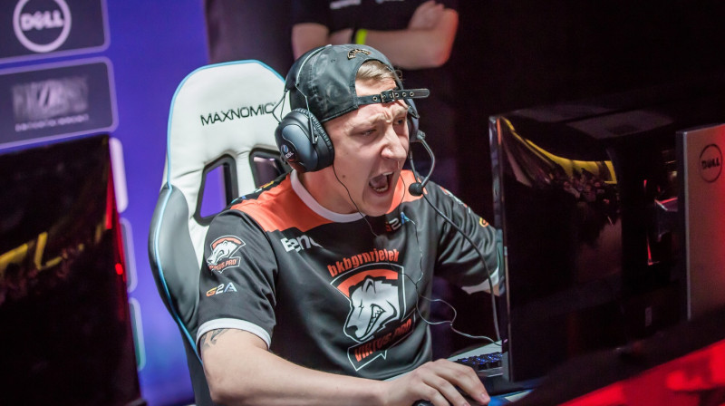 Arturs Hlibovs
Foto: http://wiki.teamliquid.net