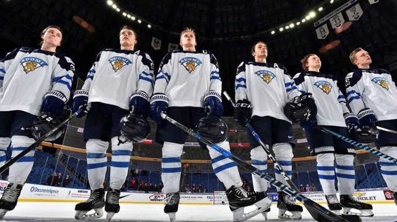 Somijas hokejisti pēc izcīnītās uzvaras
Foto: IIHF