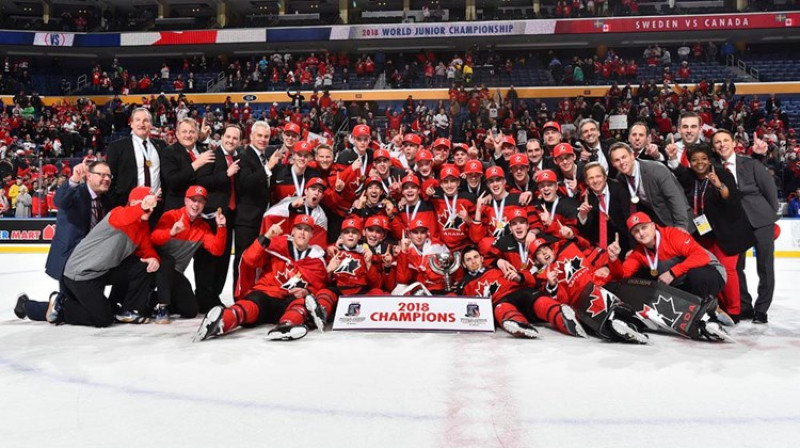 Kanādas hokejisti - 2018. gada pasaules čempioni!
Foto: IIHF