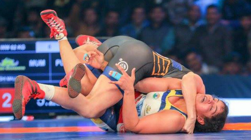 Anastasija Grigorjeva apstrādā Sakši Maliku
Foto: Pro Wrestling League