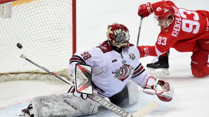 Jānis Kalniņs. Rīgas "Dinamo" vārtsargi pēdējos mačos atstāti likteņa varā
Foto: spartak.ru