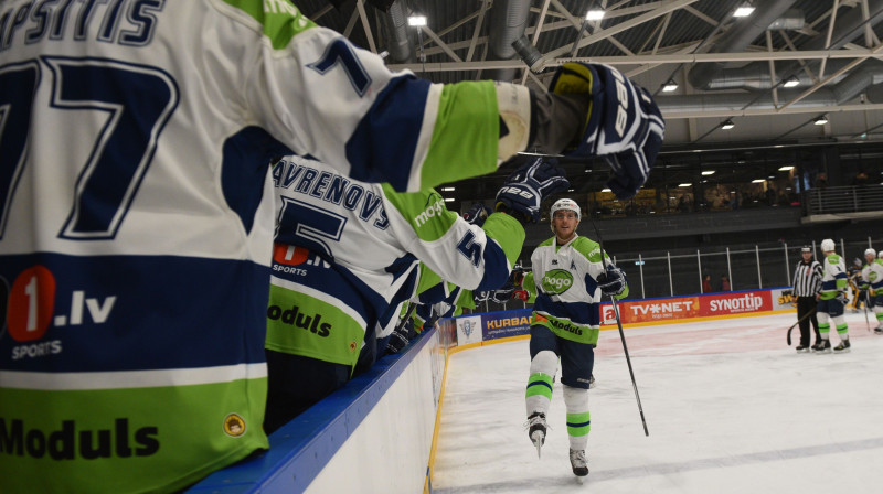 Miks Lipsbergs
Foto: Romāns Kokšarovs, f64