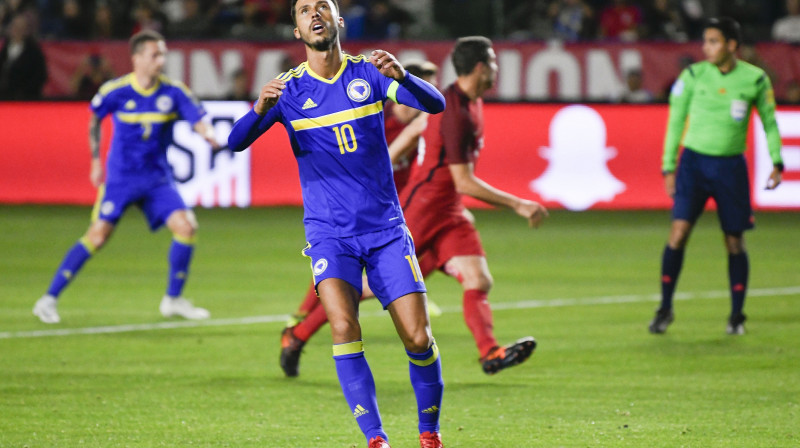 Hariss Medunjanins pēc netrāpītās pendeles 
Foto: USA Today Sports / Scanpix