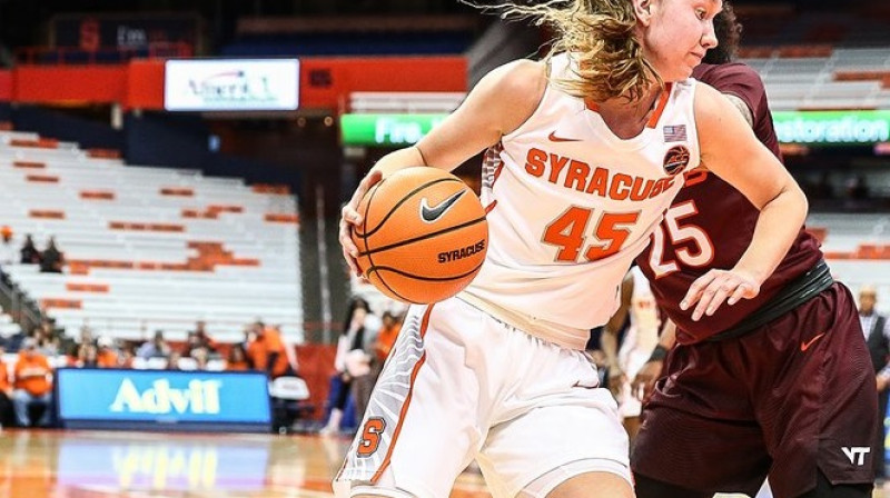 Digna Strautmane spēlē pret "Virginia Tech"
Foto: Syracuse