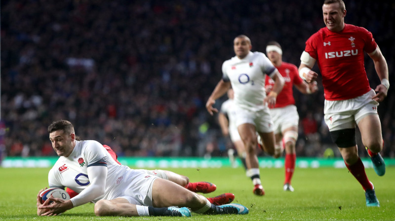 Džonijs Mejs veic piezemējumu
Foto: AFP/Scanpix