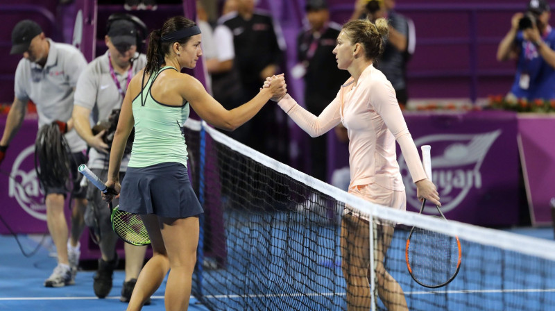 Anastasija Sevastova un Simona Halepa Dohā
Foto: AFP/Scanpix