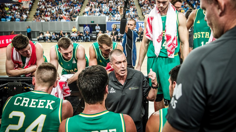 Andrejs Lēmanis un Austrālijas izlase
Foto: FIBA