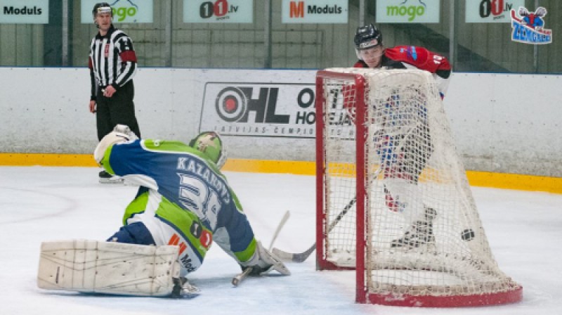 Ivans Ribčiks pārspēj Renāru Kazanovu
Foto: HK Zemgale/LLU