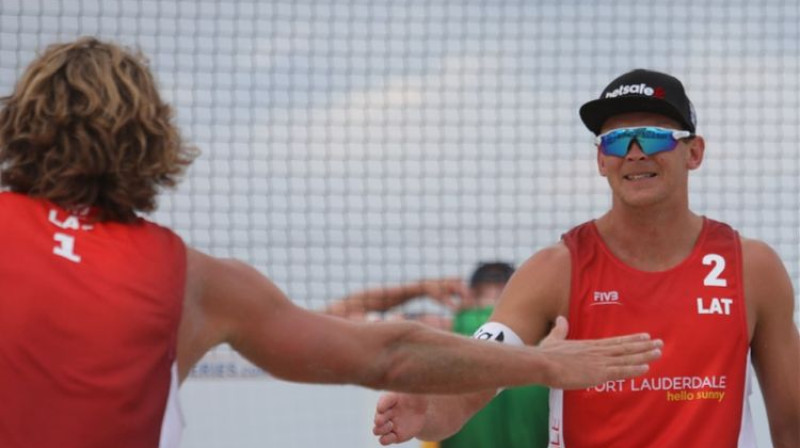 Aleksandrs Samoilovs un Jānis Šmēdiņš
Foto: FIVB