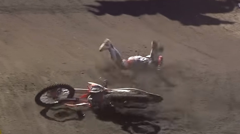 Prado piedzīvo kritienu
Foto: Ekrānšāviņš