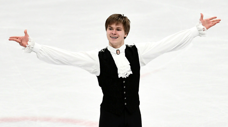 Deniss Vasiļjevs noslēdz īso programmu Milānā
Foto: Reuters/Scanpix