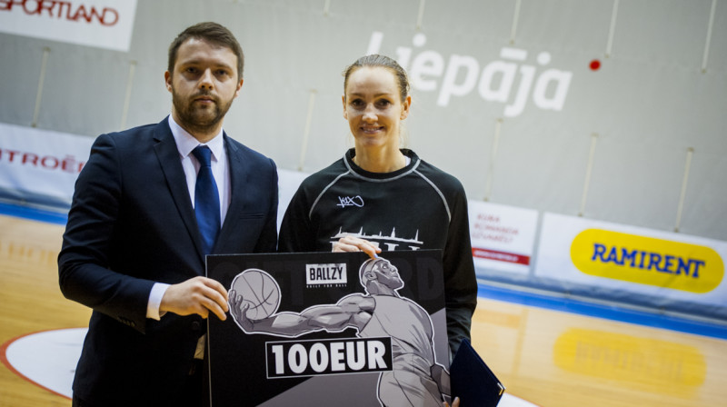 RSU uzbrucēja Zane Jākobsone-Pelse: Latvijas-Igaunijas līgas simboliskā piecinieka dalībniece
Foto: Renārs Koris