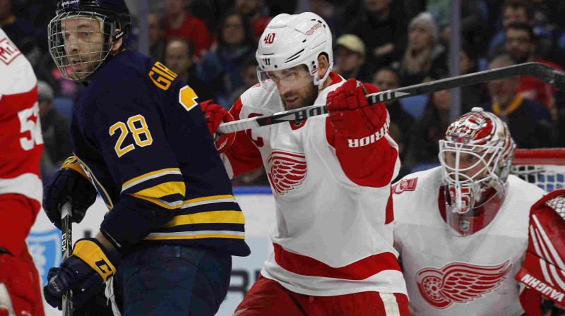 Zemgus Girgensons "Red Wings" vārtu priekšā
Foto: TT NYHETSBYRÅN/Scanpix