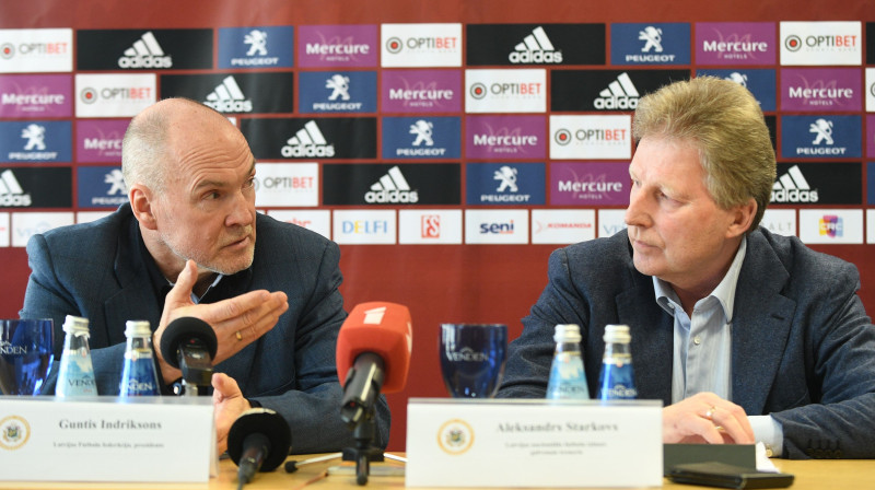 Guntis Indriksons un Aleksandrs Starkovs
Foto: Romāns Kokšarovs, Sporta Avīze, f64