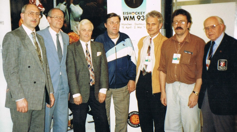 Prāga 1992. Helmuts Balderis, Sergejs Zaharovs, Uldis Opits, Zigvards Salcēvičs, Mārtiņš Pagodkins, Jānis Matulis un Visvaldis Nagobads.