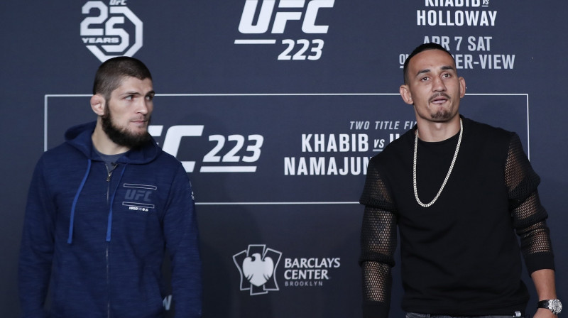 Habibs Nurmagomedovs un Makss Holovejs
Foto: AP/Scanpix