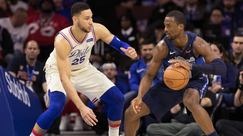 Bens Simonss un Harisons Bārnss
Foto: USA Today Sports/Scanpix