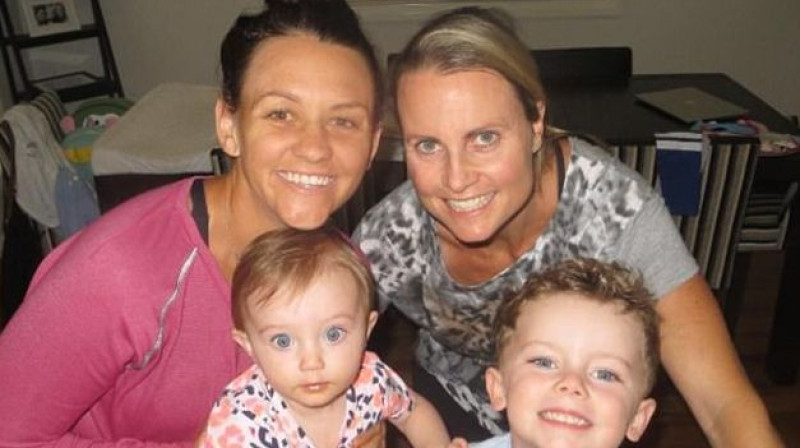 Keisija Delakva ar dzīves draudzeni un bērniem
Foto: Instagram