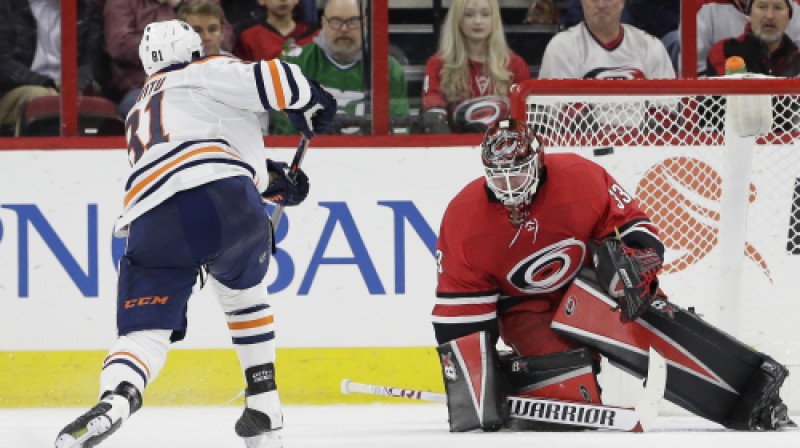 Joans Ovitū pret Skotu Dārlingu
Foto: AP/Scanpix