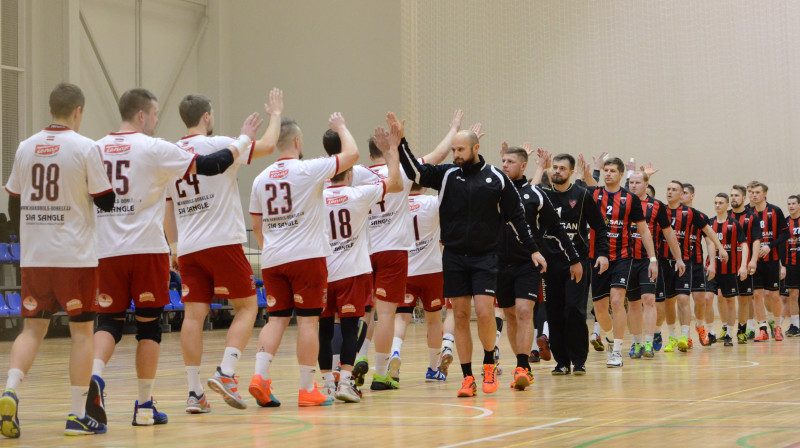 Tenax un Celtnieks handbolisti pirms spēles
Foto: GL Sports Photography