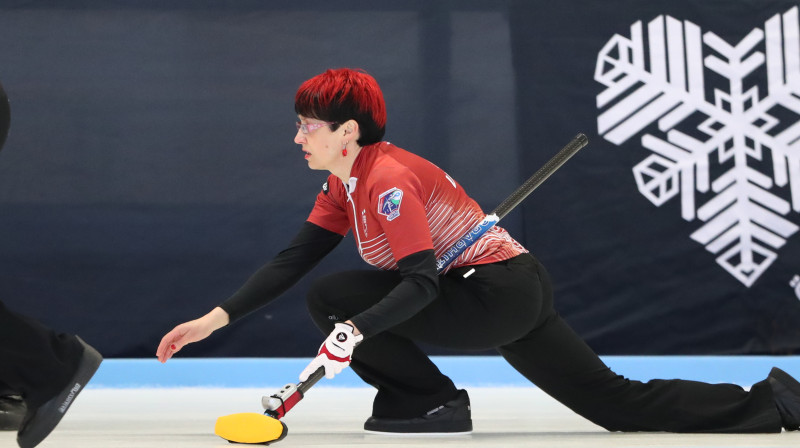 Dace Zīle
Latvijas senioru kērlinga izlases spēlētāja
Foto: WCF / Richard Gray
