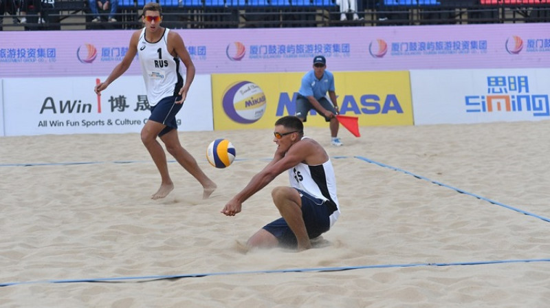 Oļegs Stojanovskis (#1) un Igors Veļičko (#2)
Foto: FIVB