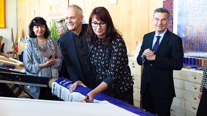 Egila Rozenberga pabeigto darbu svinīgā prezentācijas ceremonija Francijas Nacionālā mēbeļu fonda “Mobilier national” kapelā Parīzē 2018. gada 6. aprīlī. Foto: Laura Štokmane-Guillopé