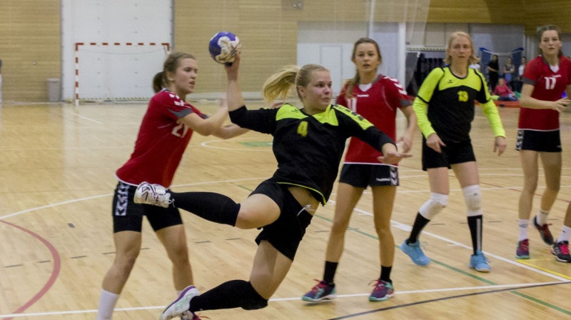 Elza Seržante uzbrukumā spēlē pret Jēkabpili
Foto: Elvijs Ozoliņš