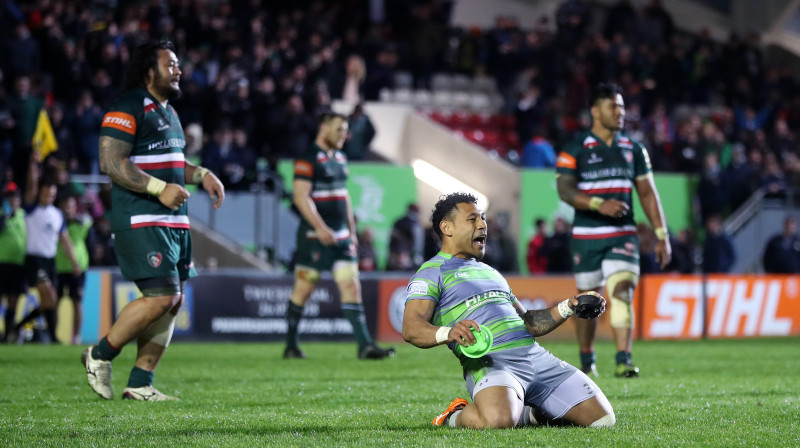 Sonatane Takalau priecājas par precīzo realizācijas sitienu
Foto: PA Wire/Scanpix