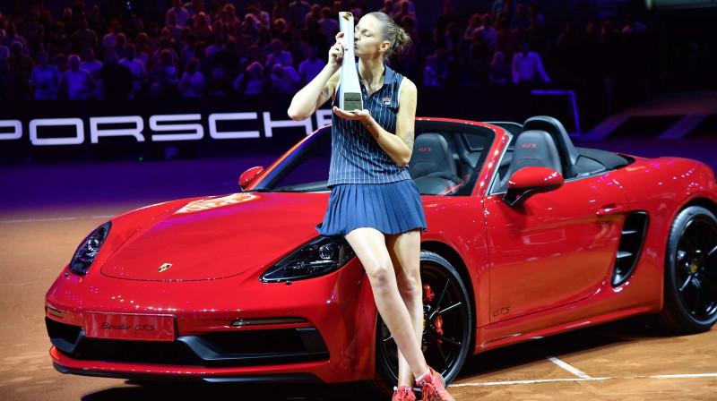 Štutgartes turnīra jaunā čempione Karolīna Pliškova
Foto: AFP/Scanpix