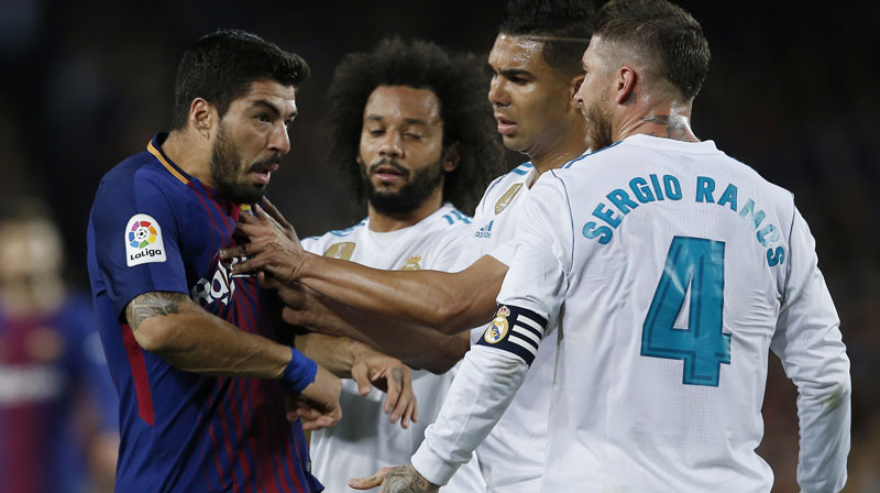 Luiss Svaress alkst izskaidrošanos ar Serhio Ramosu.
Foto: AP/Scanpix