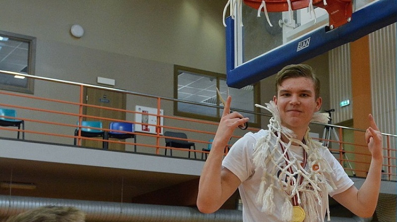 Elvis Brokāns: pirmais LJBL U19 zelts Valmierai
Foto: Romualds Vambuts