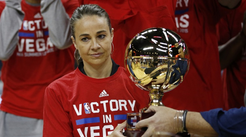 Bekija Hemona 2015. gada 20. jūlijā pēc "Spurs" uzvaras Lasvegasas vasaras līgā
Foto: AP/Scanpix