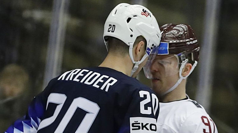 Piekāpties negrib neviens
Foto: REUTERS/Scanpix