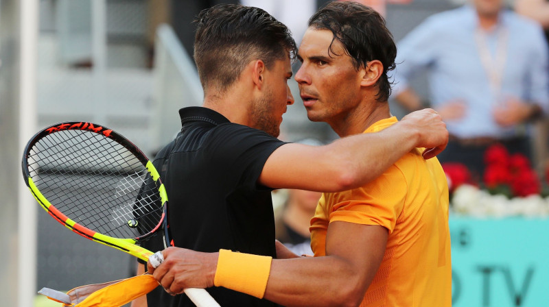 Dominiks Tīms trešo reizi uz māla uzveica Rafaelu Nadalu
Foto: Reuters/Scanpix