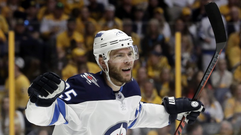 Pols Štjastnijs izcēlās ar diviem vārtiem un rezultatīvu piespēli
Foto: AP/Scanpix