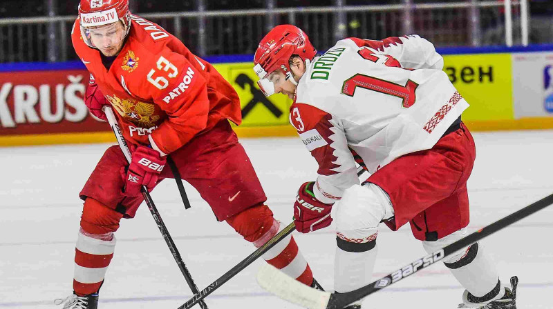 Neveiksmīgākais uzbrucējs pasaules čempionātu vēsturē Sergejs Drozds (nr. 13) nav guvis punktus 37 turnīra mačos
Foto: Scanpix