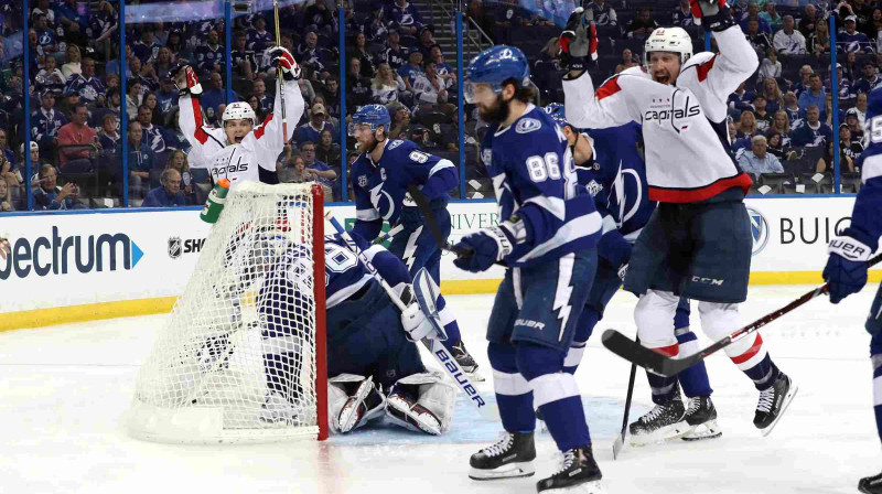 Vašingtonas "Capitals" pēc vārtu guvuma pret Tampabejas "Lightning" Austrumu konferences finālā
Foto: USA Today Sports/Scanpix