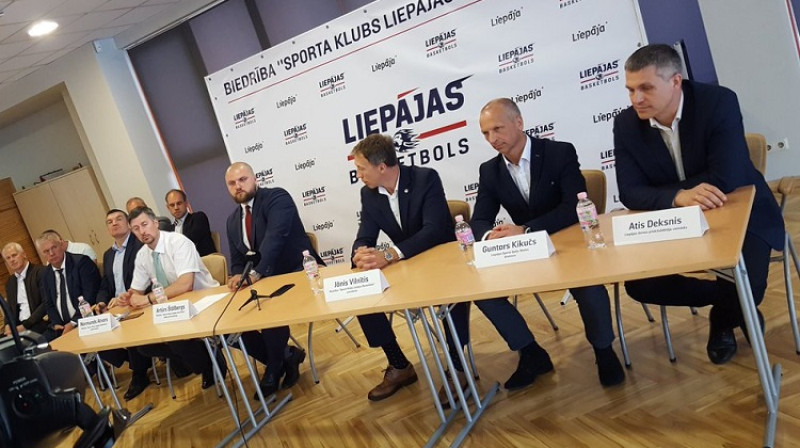 Preses konference "Tango zālē"
Foto: Aigars Prūsis