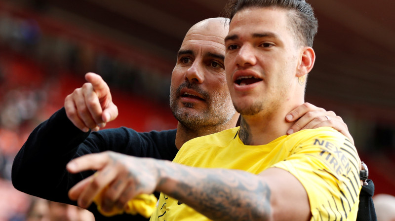 Peps Gvardiola un Edersons 
Foto: Reuters / Scanpix